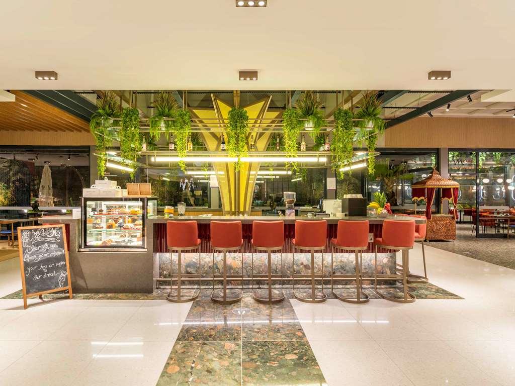 Mercure Trabzon Hotel Restaurant bilde The Bar